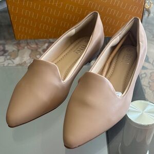 Chic Beige Women's Loafers Sz 8W